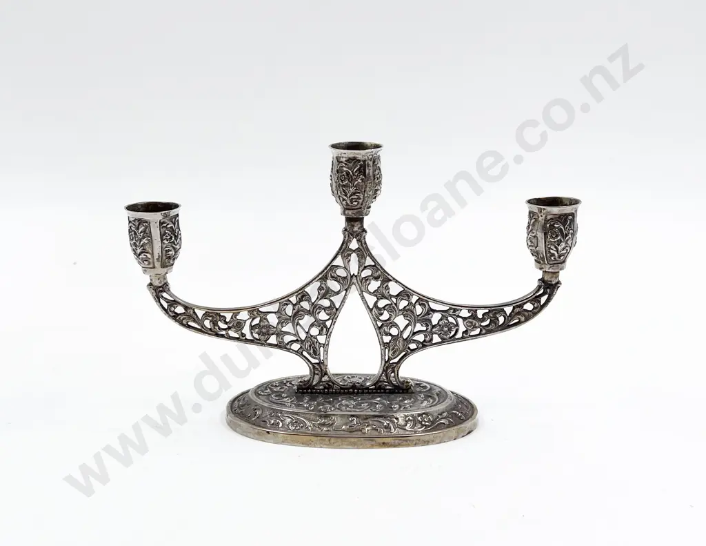 Dutch S/S Three Light Candlestick Image 1++