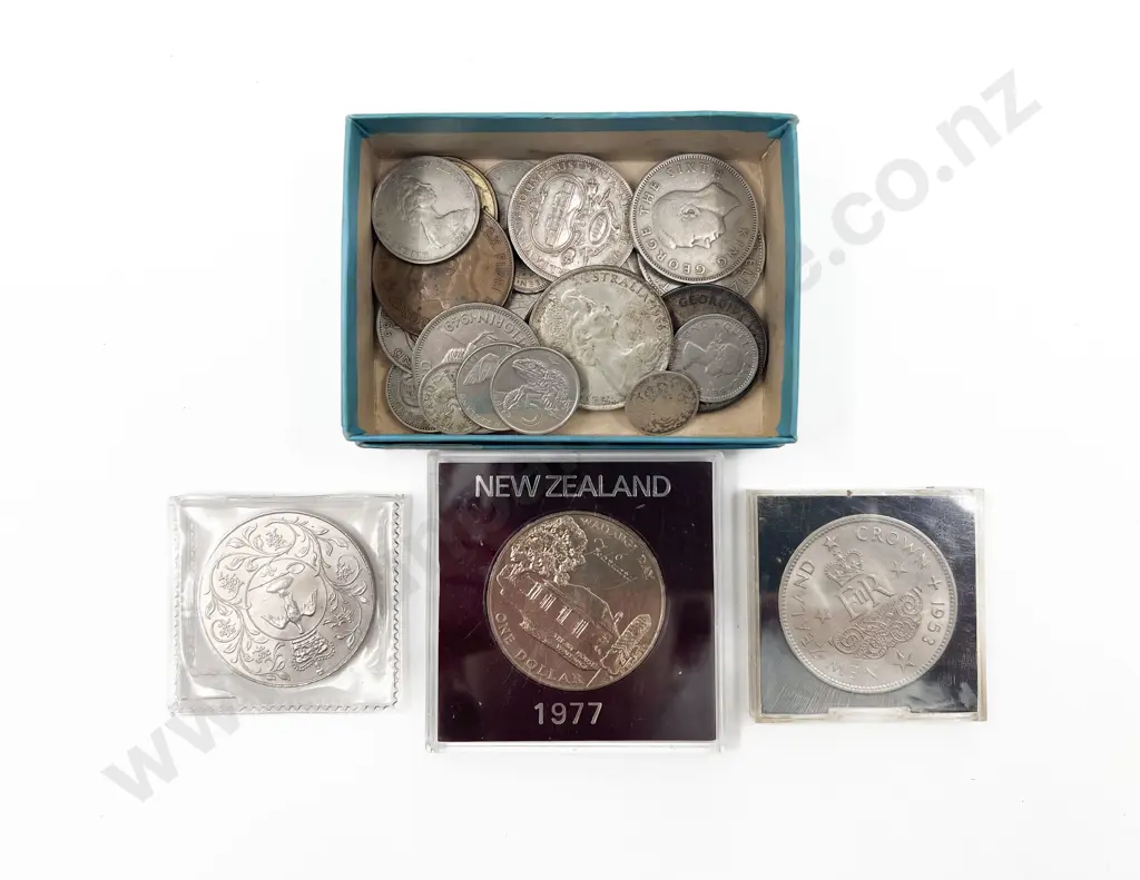Qty of Loose Coinage Together with Comm. Coins Image 1++