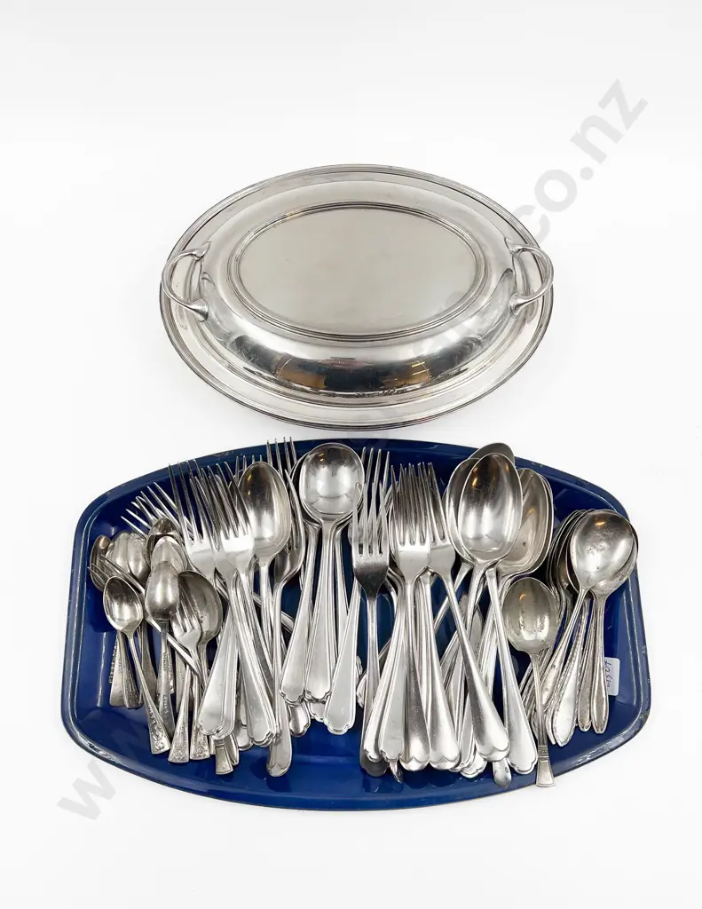 Quantity of Assorted Cutlery Together with S/P Tureen Image 1++