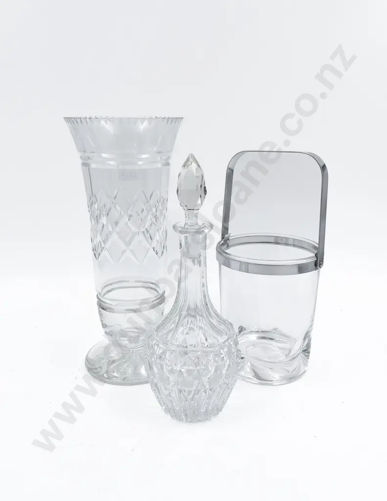 Small Decanter With Crystal Vase and Small Ice Bucket Image 1++