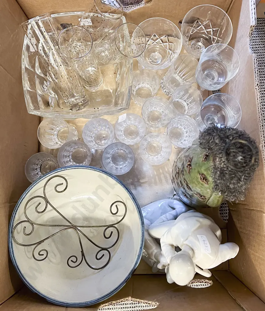 Mixed Lot of Assorted Crystal and Glassware with Pottery etc Image 1++