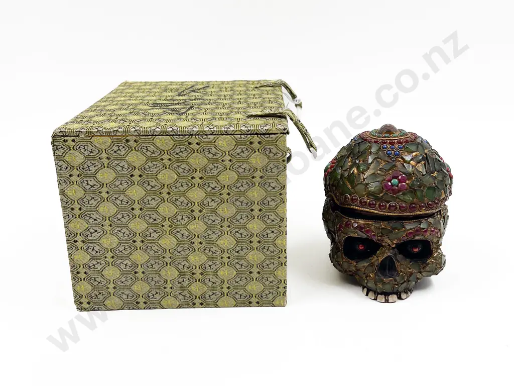 Skull Form Trinket Box Image 1++