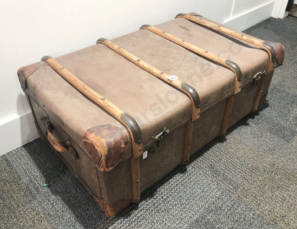 Vintage Travel Trunk Image 1++