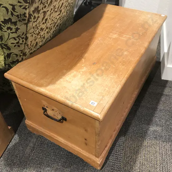 Blanket Box with Fitted Drawer Interior