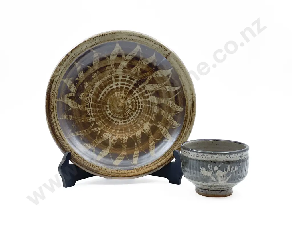 Mirek Smisek Dinner Plate and Food Bowl Image 1++