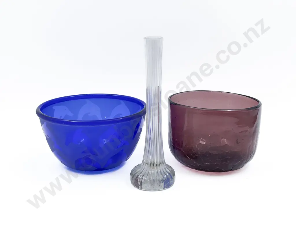 Two Art Glass Bowls and Bud Vase Image 1++
