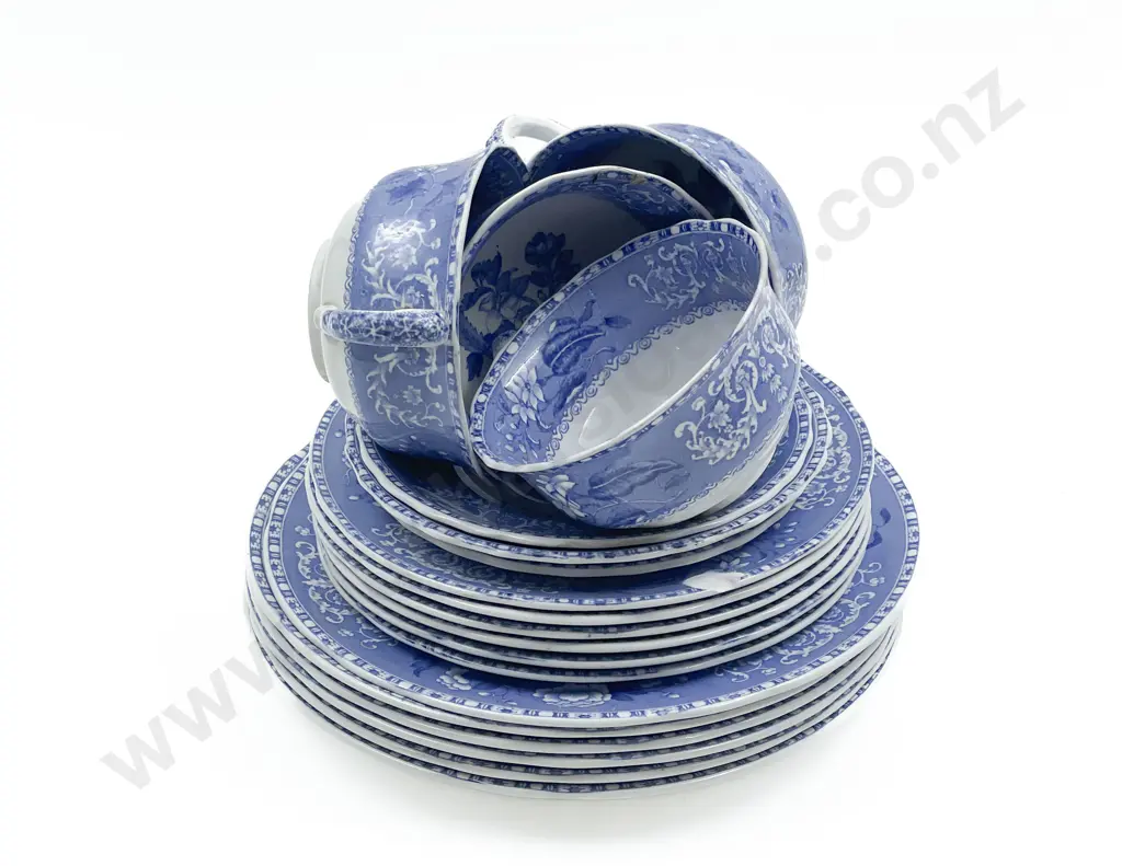 Spode Camilla Pattern Blue and White Luncheon Ware Image 1++