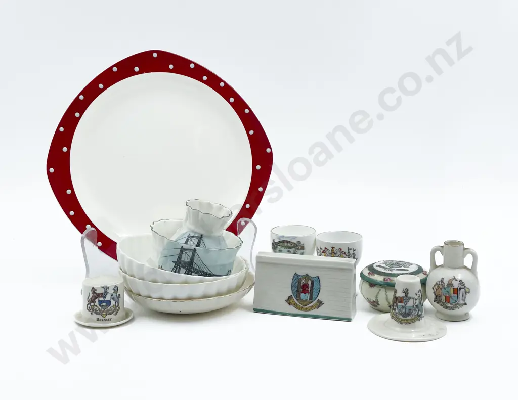 Collection Crested Souvenir Ware Image 1++