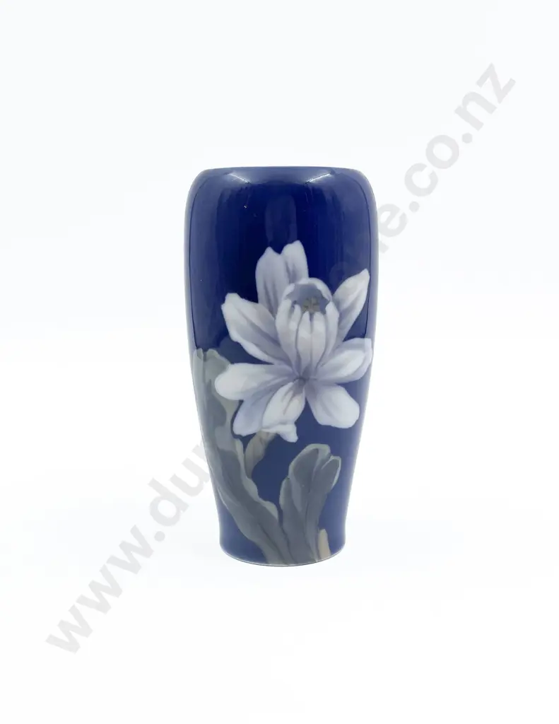 Royal Copenhagen Vase Image 1++