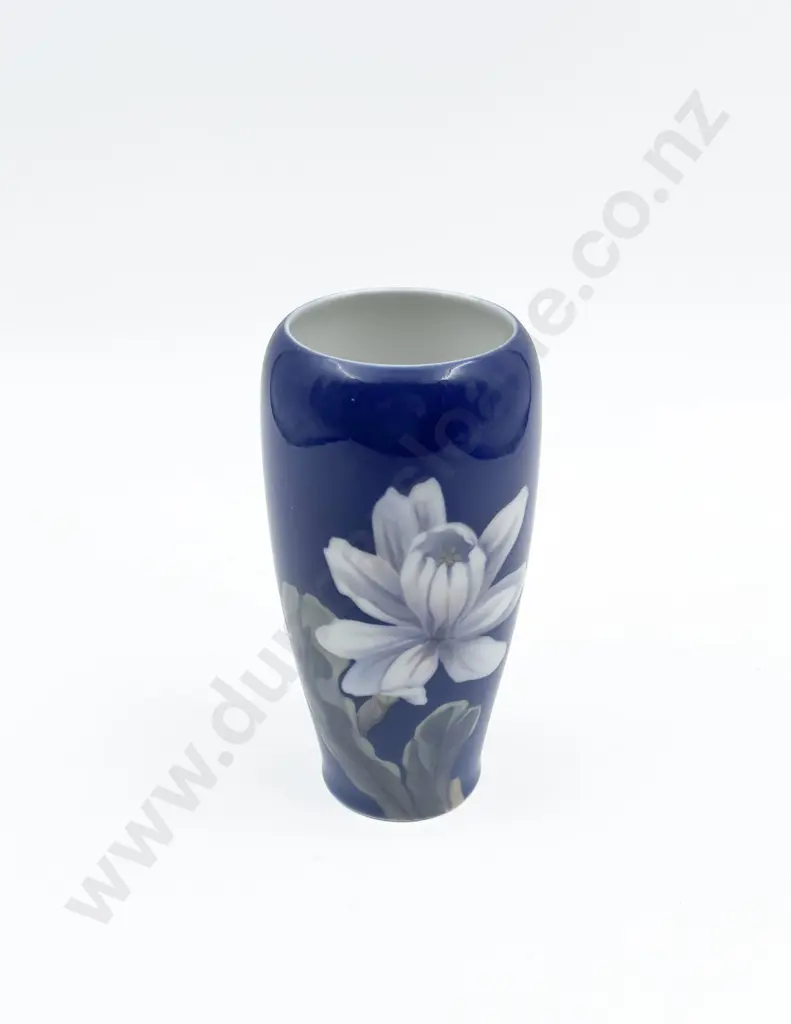 Royal Copenhagen Vase Image 1++