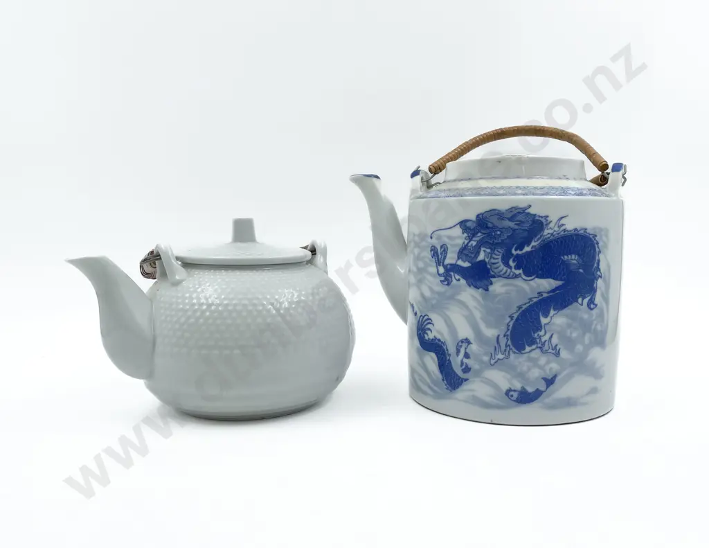 Two Chinese Teapots Image 1++