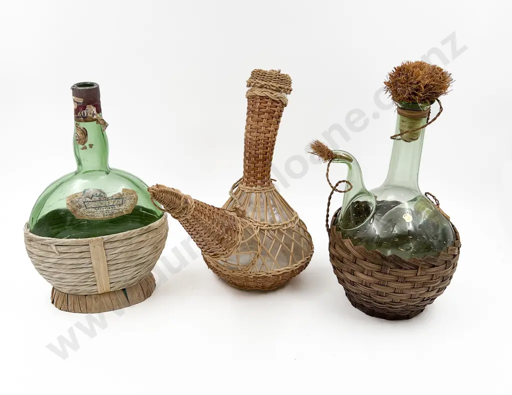 Three Vintage Italian Chianti Carafes Image 1++