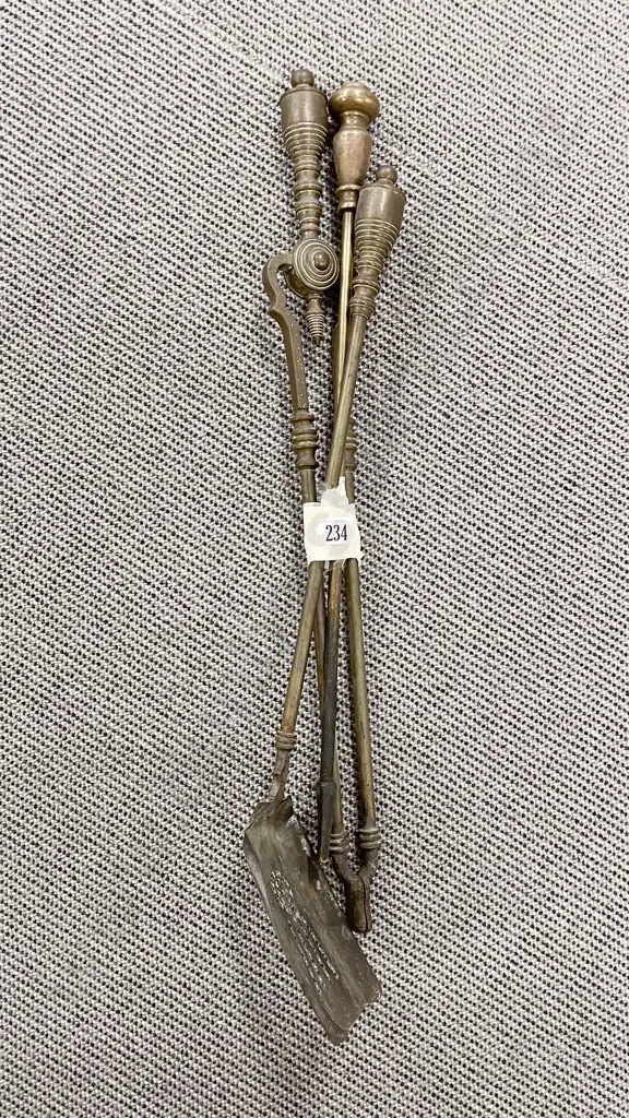 Pair & Single Fire Irons Image 1++
