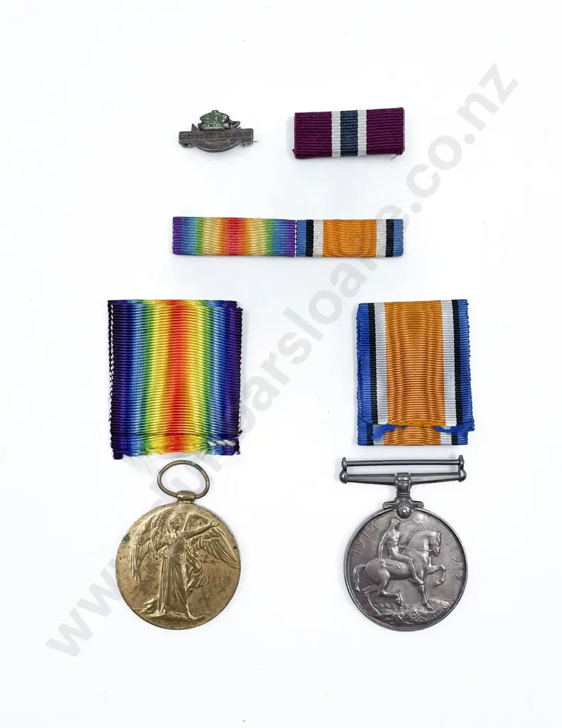 Two WWI Military War Medals Image 1++