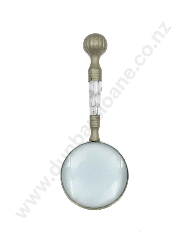 Magnifying Glass with MOP and Brass Handle Image 1++