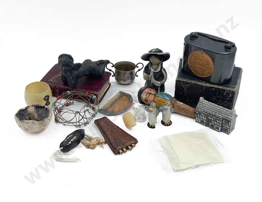 Small Collection "Bits & Pieces" Image 1++