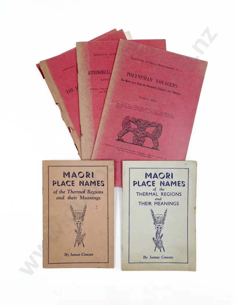 5 Various Maori Booklets Image 1++
