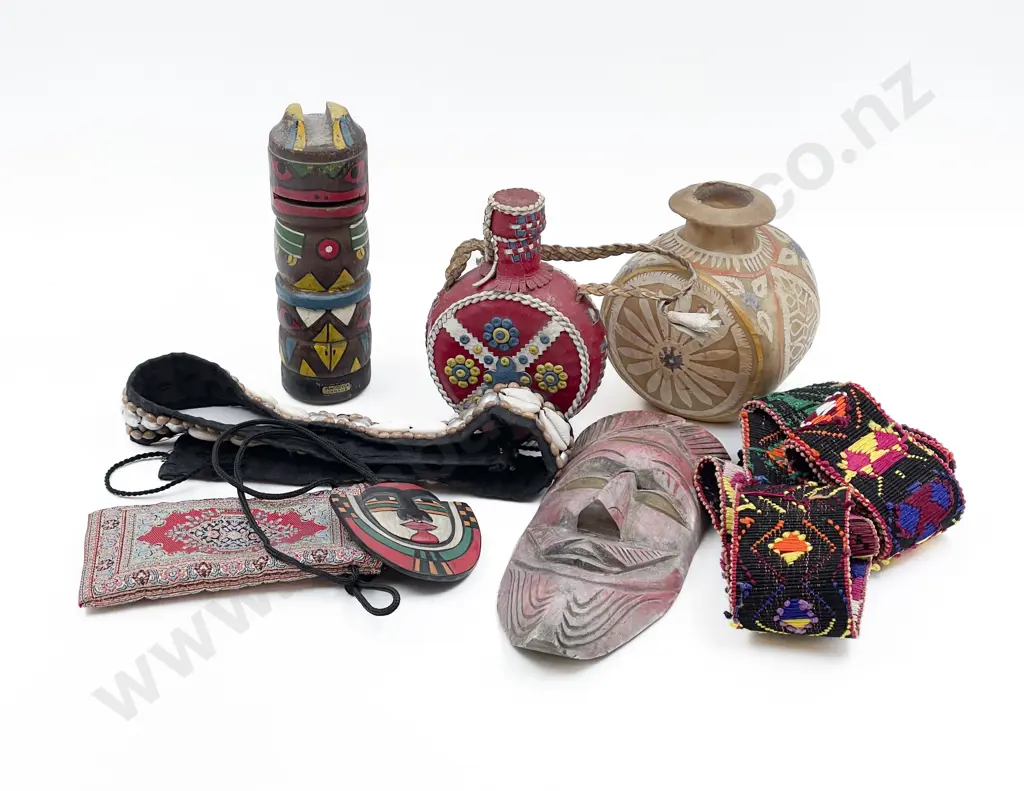 Collection of South American & Other Souvenirs Image 1++