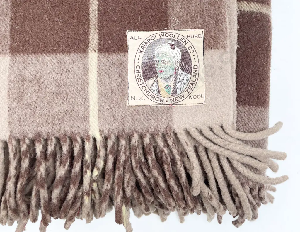 Kaiapoi Woollen Co ChCh Vintage Travel Rug Image 1++