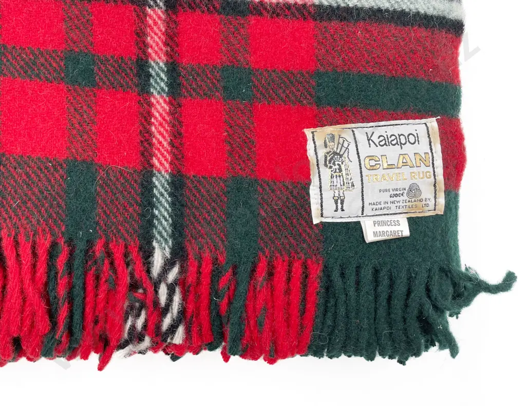 Kaiapoi Tartan Travel Rug Image 1++