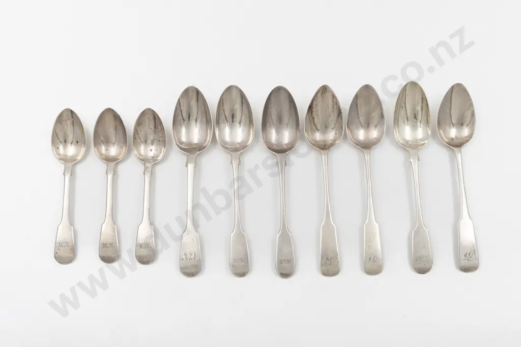 7 S/S Dessert Forks & 3 Teaspoons Image 1++