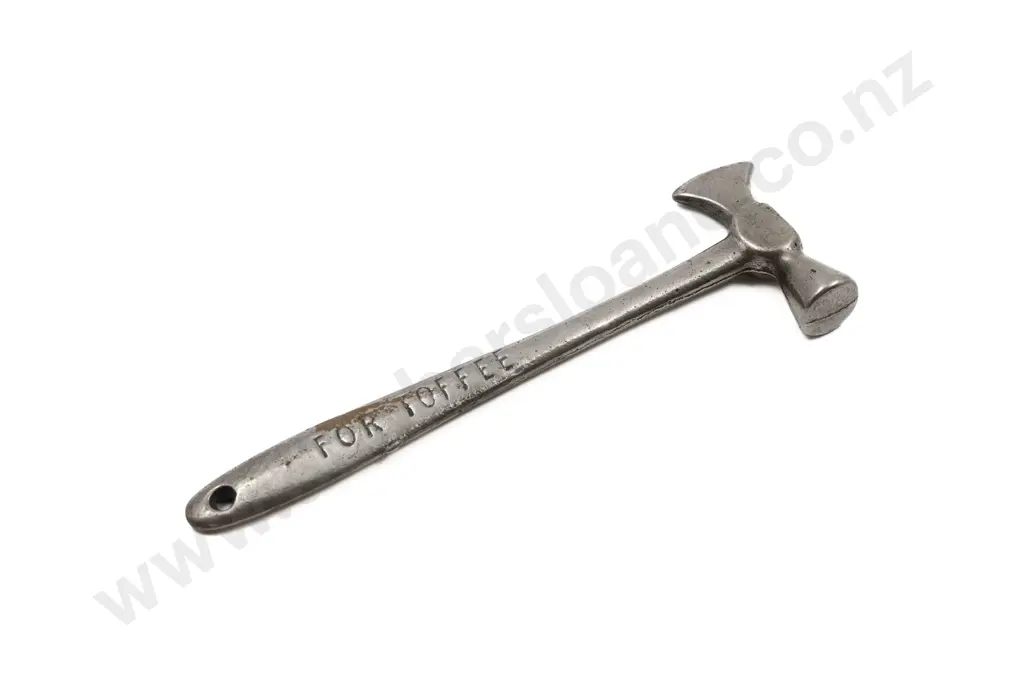 Victorian Steel Toffee Hammer Image 1++