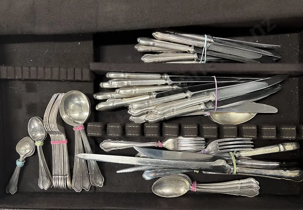 Canteen Of Gorman S/P Cutlery Image 1++