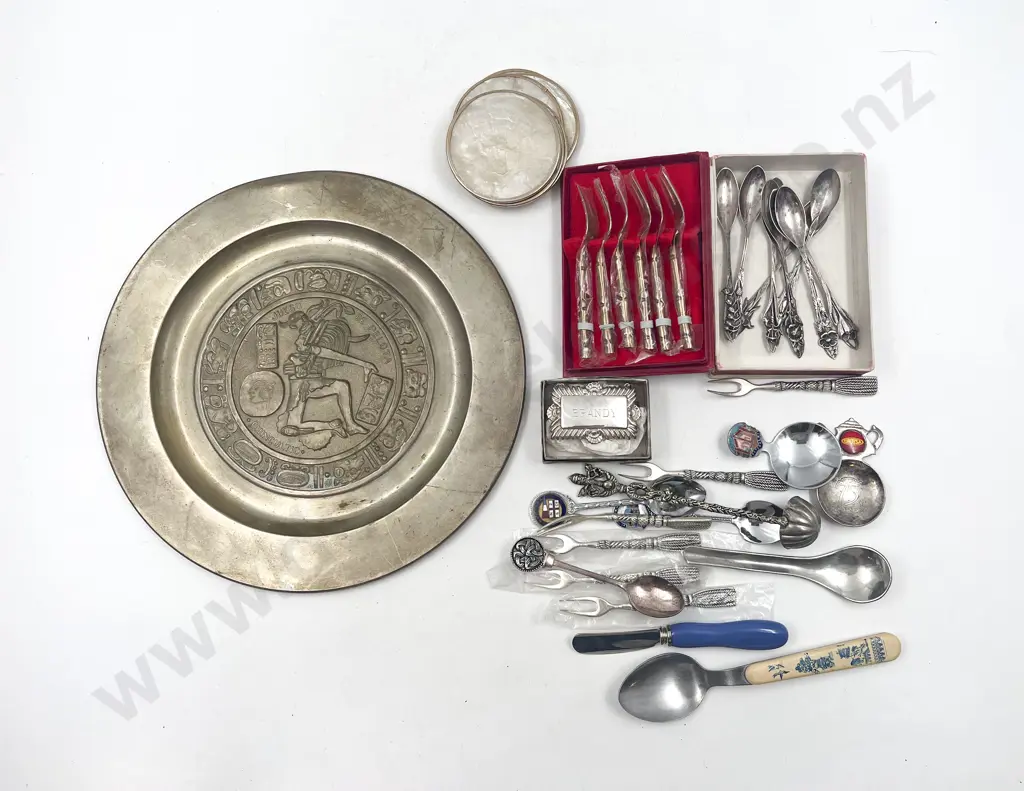 S/P Mexican Tray & Various Cutlery Image 1++