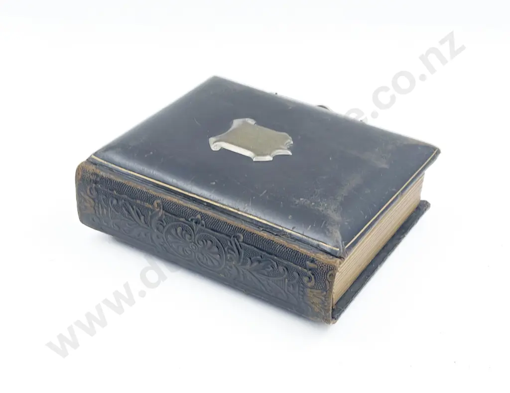 Small C19th Photograph Album Image 1++