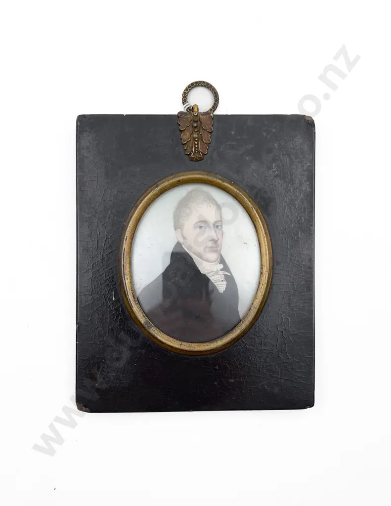 Early C19th Portrait Miniature of a Gentleman Image 1++