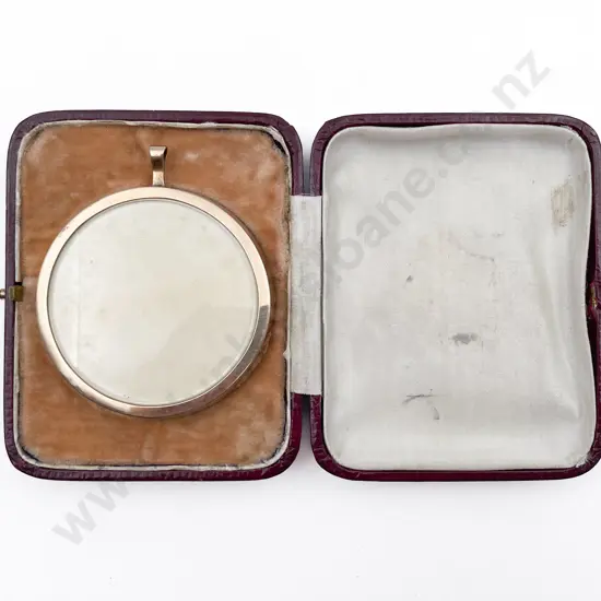 9ct Circular Miniature Frame