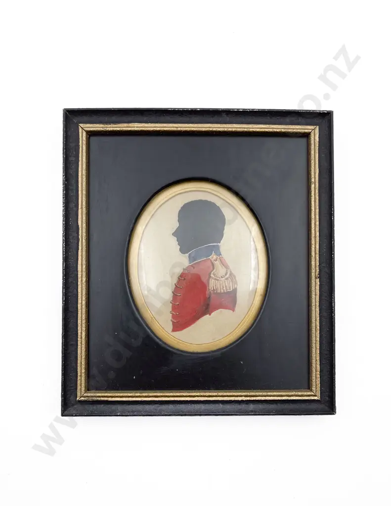 C19th Painted Silhouette of a Military Officer Image 1++