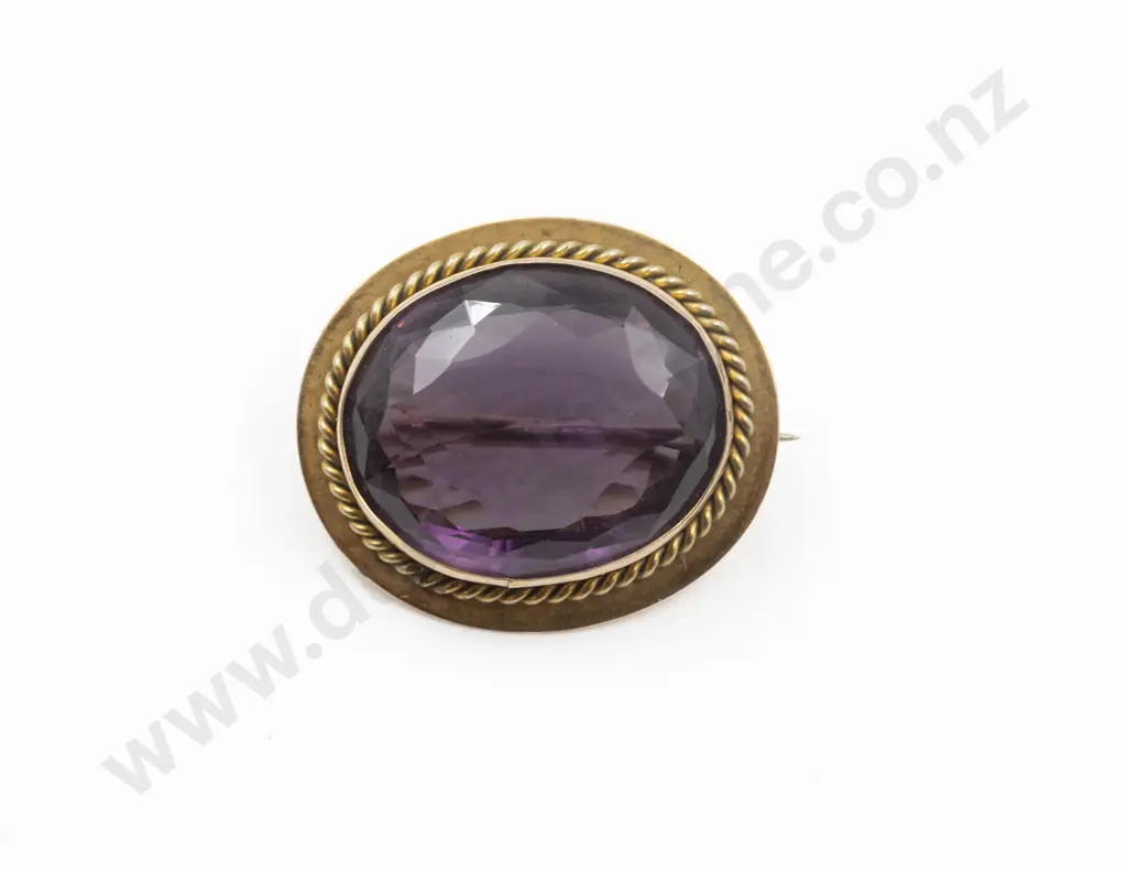 Victorian 9ct Framed Amethyst Brooch Image 1++
