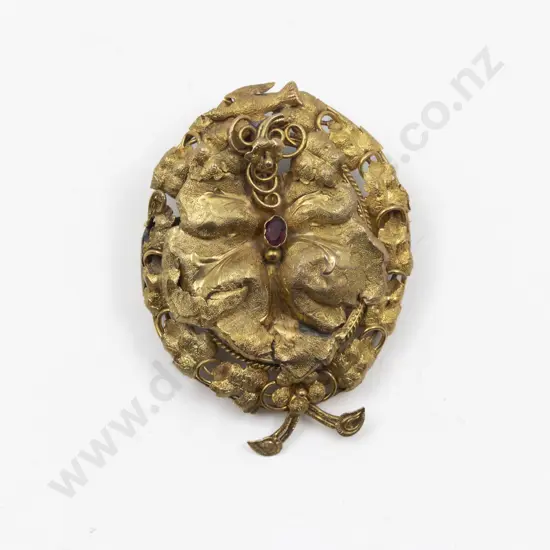 Victorian 15ct Gold Gilt Aesthetic Movement Brooch