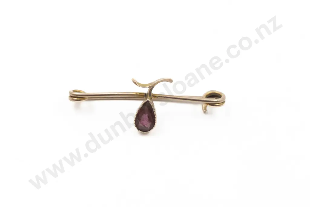 Edwardian 9ct Single Amethyst Pin Brooch Image 1++