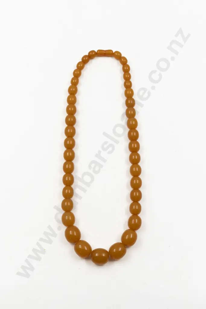 Vintage Single Strand Graduated Amber Necklace Image 1++