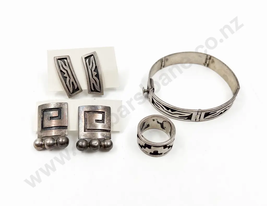 .925 Mexican Silver Bracelet with Matching Earrings Image 1++