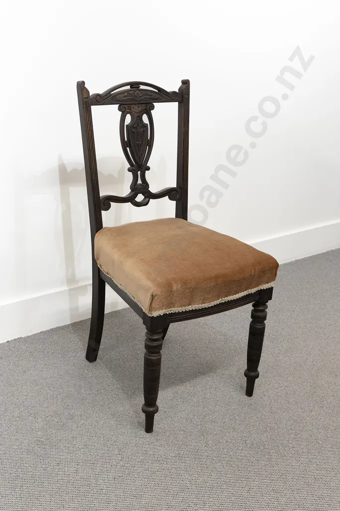 Edwardian Walnut Shield Back Side Chair Image 1++