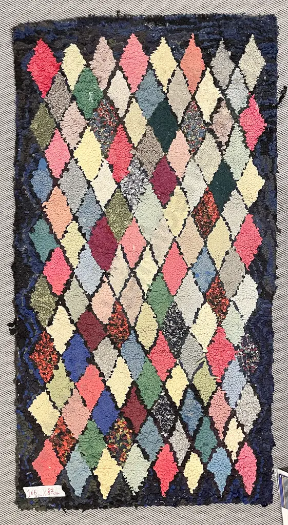 Vintage Hand Made Rag Rug Image 1++