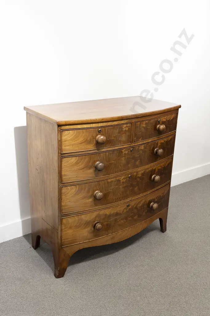 Wm IV Flame Mahogany Five Drawer Bow Front Chest Image 1++