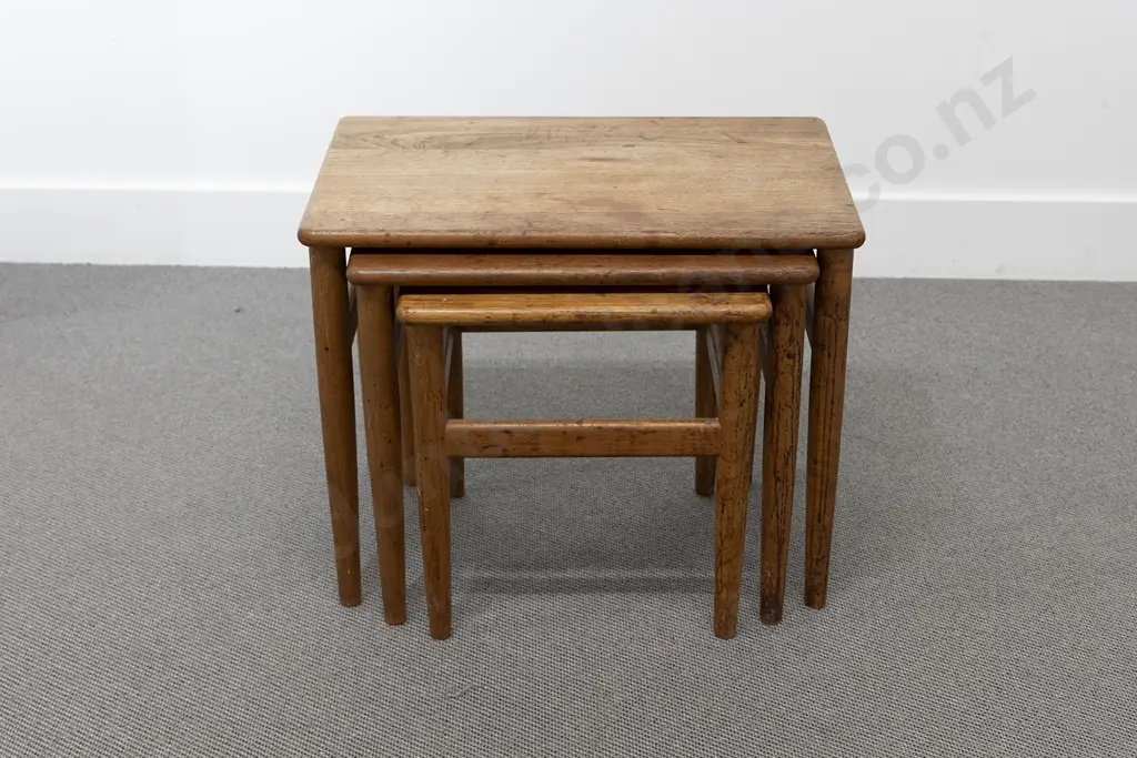Mid C20th Nest of three Side Tables Image 1++