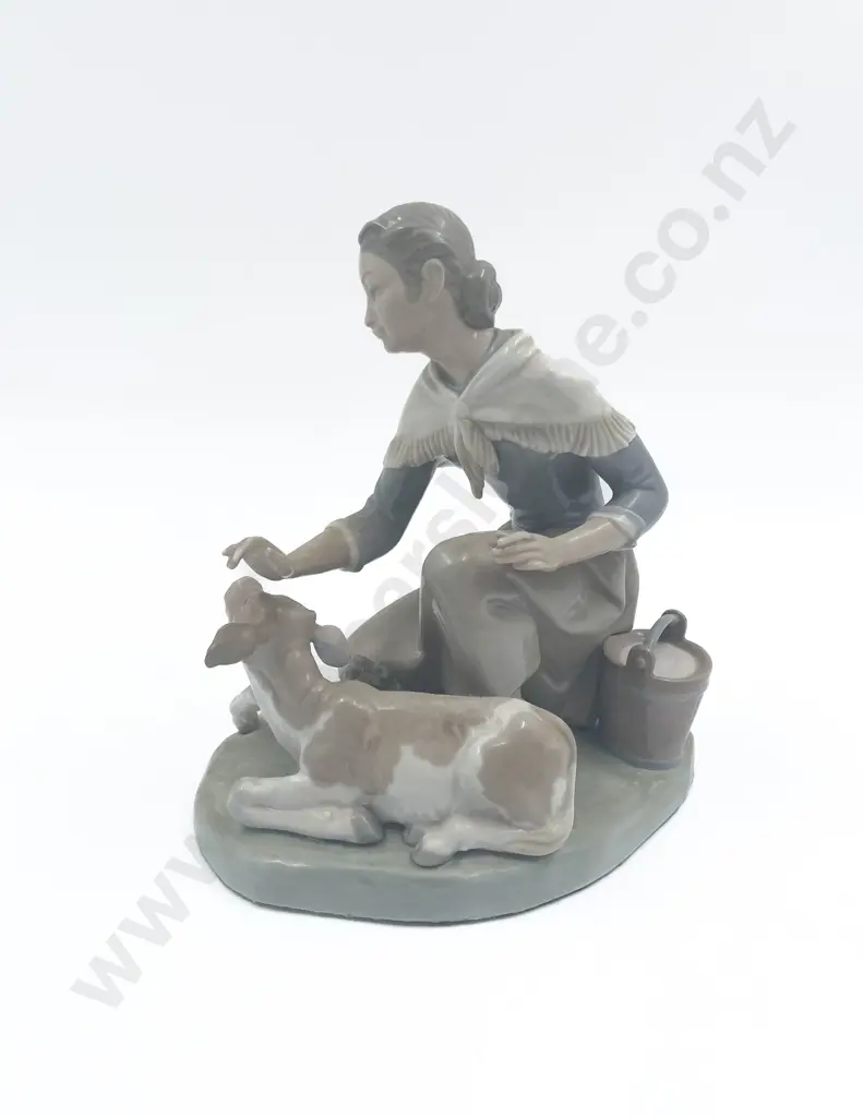 Lladro Group Figure of Woman and Calf Image 1++