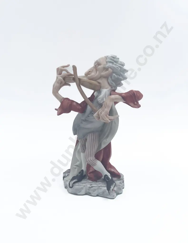 China Figure of Violinist Image 1++