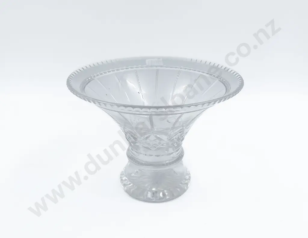 Stewart Crystal Vase Image 1++