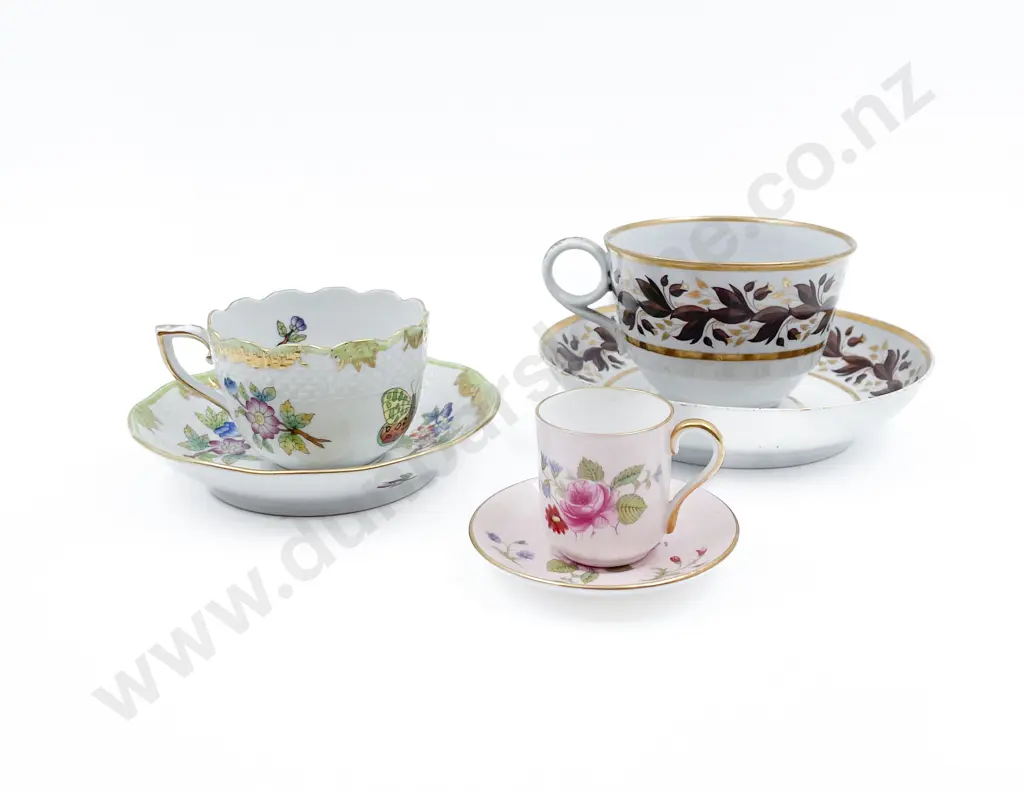Small Quantity of Assorted Fancy China Image 1++