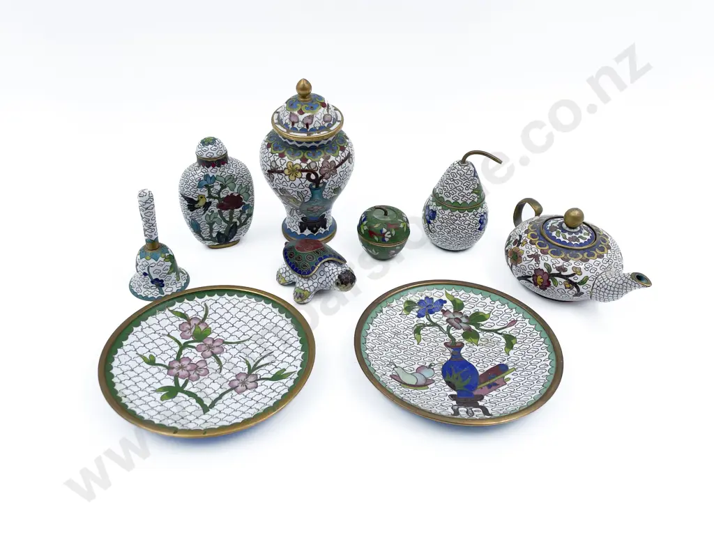 Small Quantity of Assorted Cloisonné's Image 1++