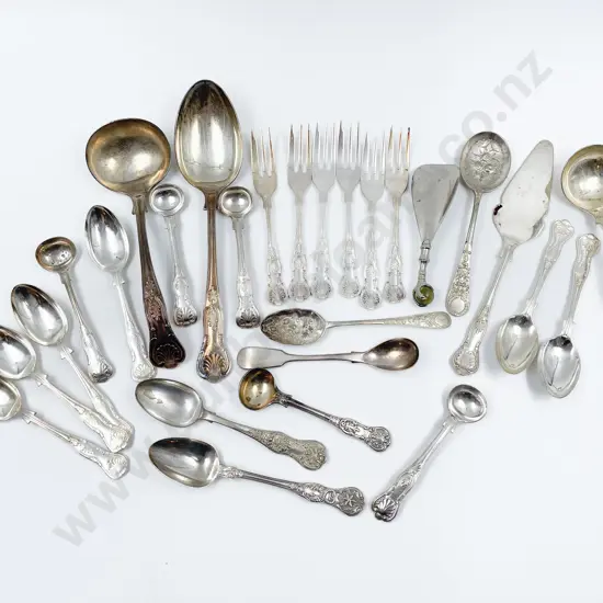 Quantity of Assorted Kings and Queens Patterned Cutlery including Four S/S