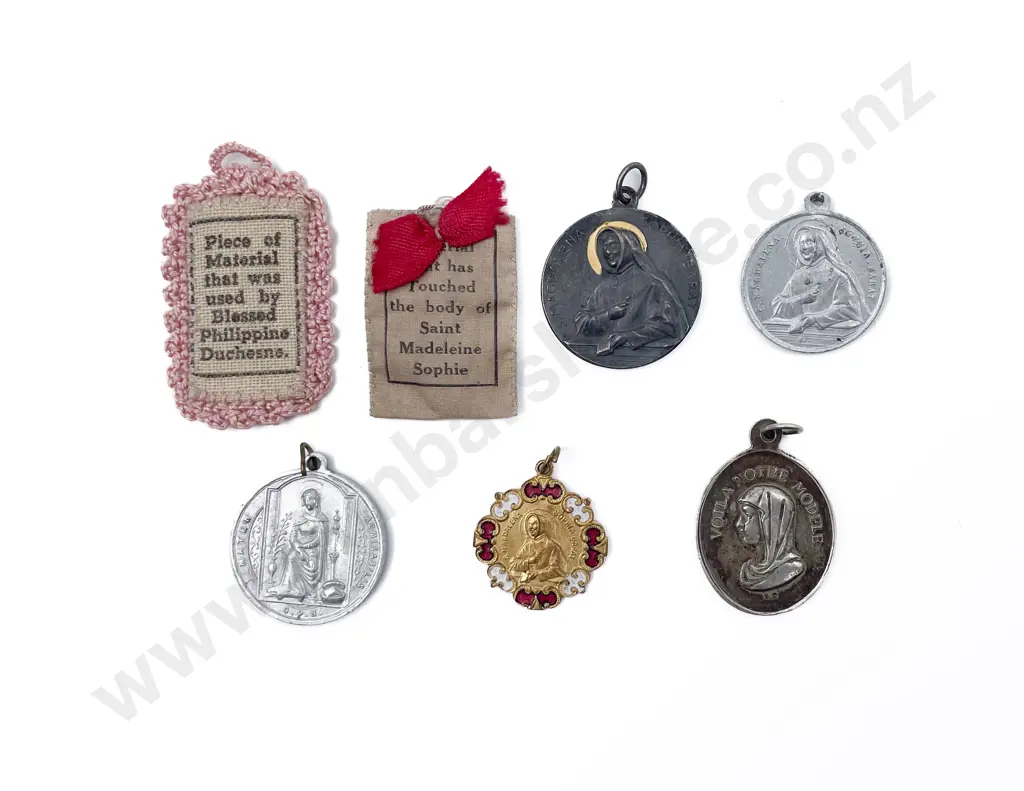 Vintage Religious Medallions Image 1++