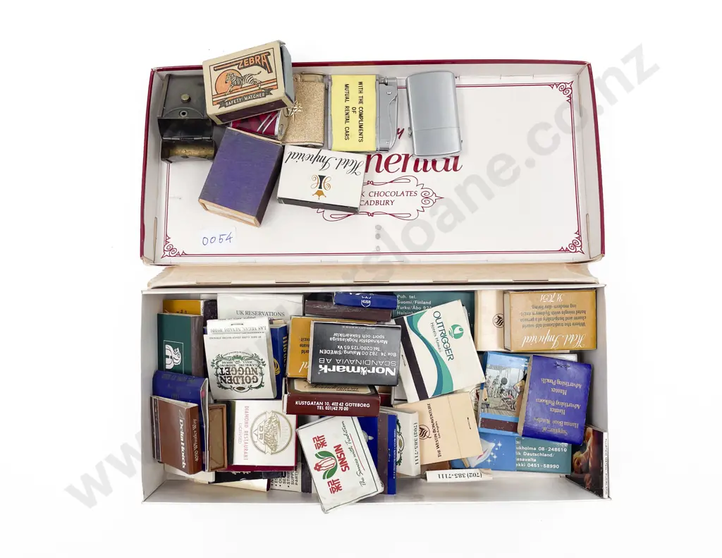 Quantity of Assorted Vintage Match Boxes Lighters etc Image 1++
