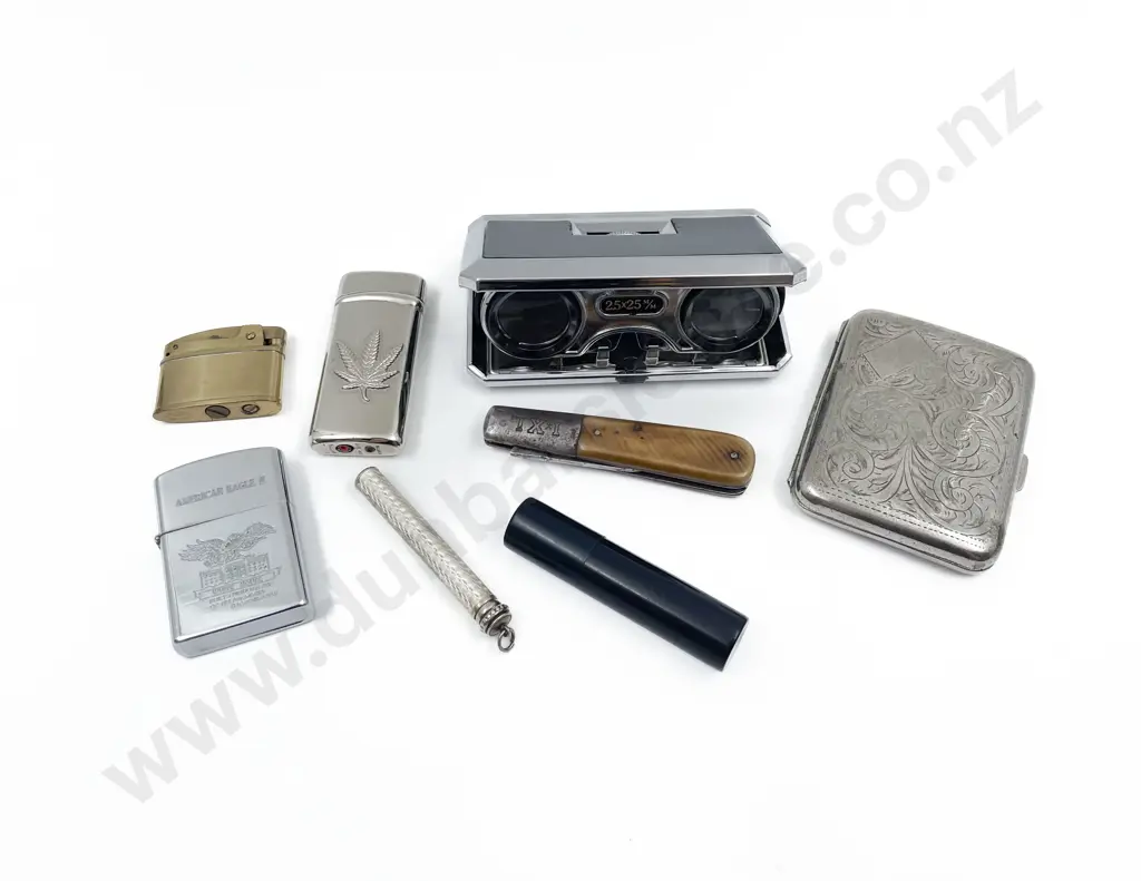 Quantity of Assorted Vintage Lighters etc Image 1++